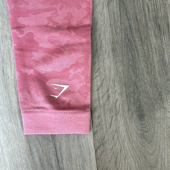 Gymshark High Waisted Adapt Camo Seamless Legging - Picture 4 of 6